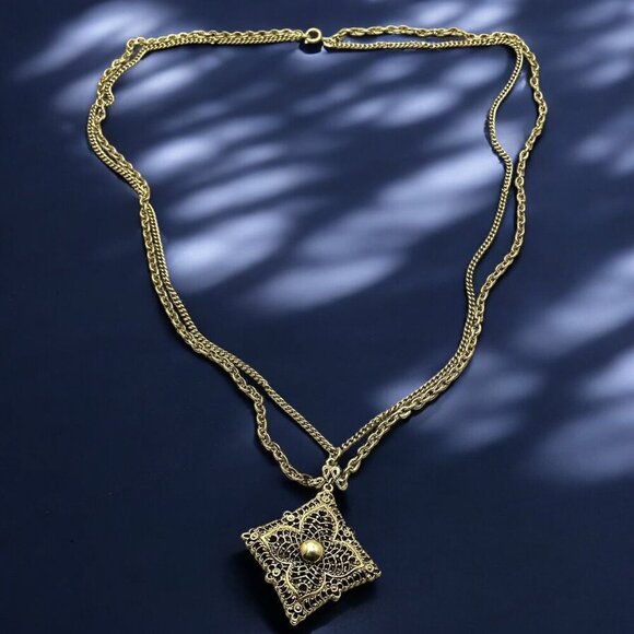 Vintage Double Strand Gold Tone Filigree Pendant Necklace 18” - Picture 2 of 6